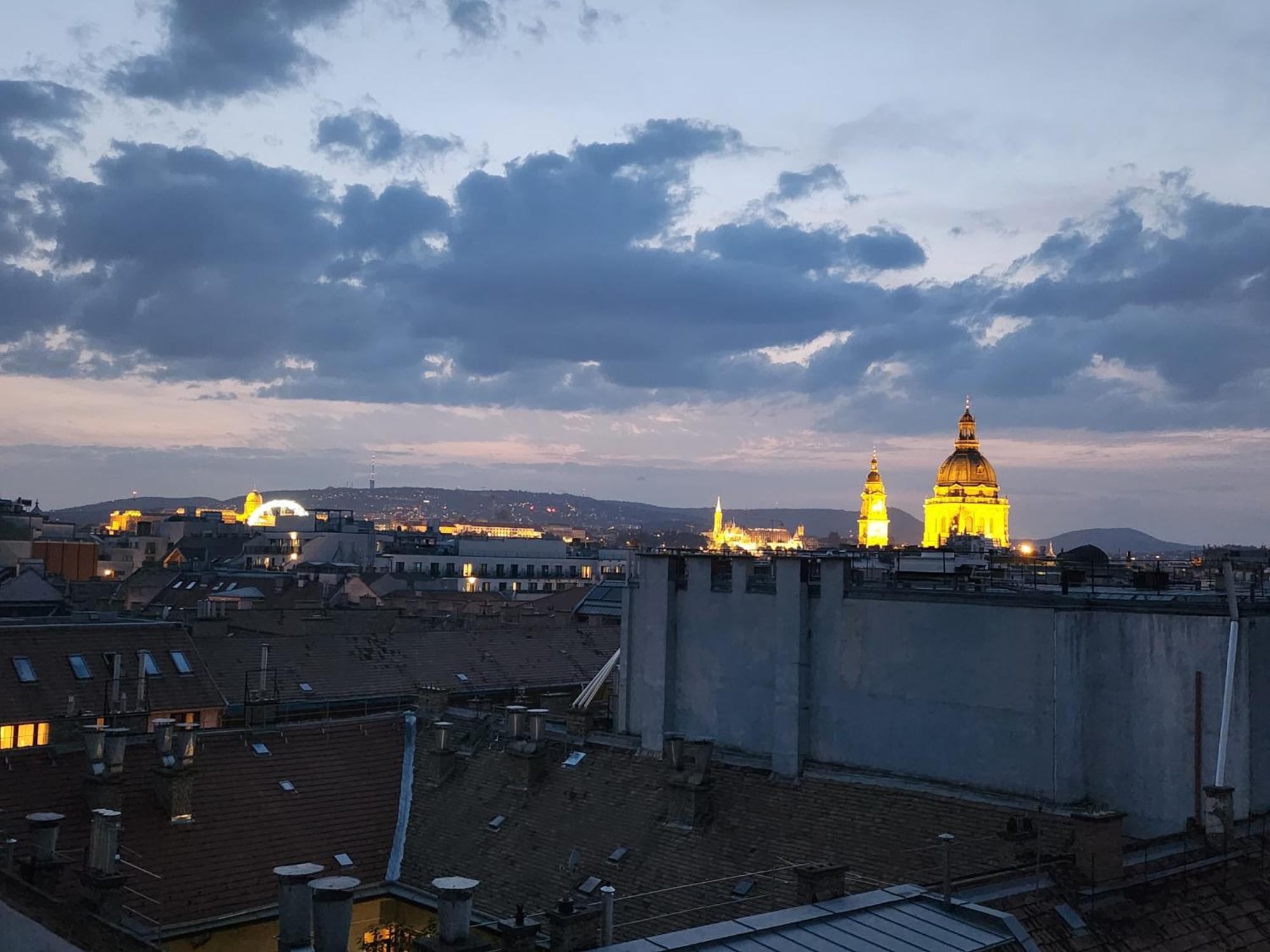 Cloud Apartment Gozsdu Budapest Luaran gambar